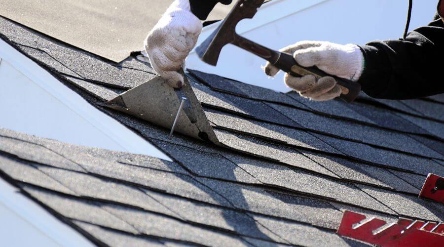 Professional residential roofers in Wymore, NE